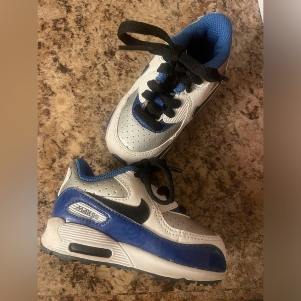 Nike Air Max 90 Low Kids Size 4C Blue Silver Black Athletic Comfort SNEAKERS